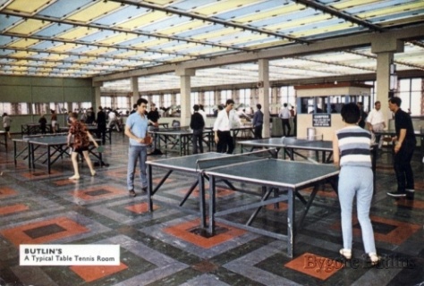 Table Tennis Room 